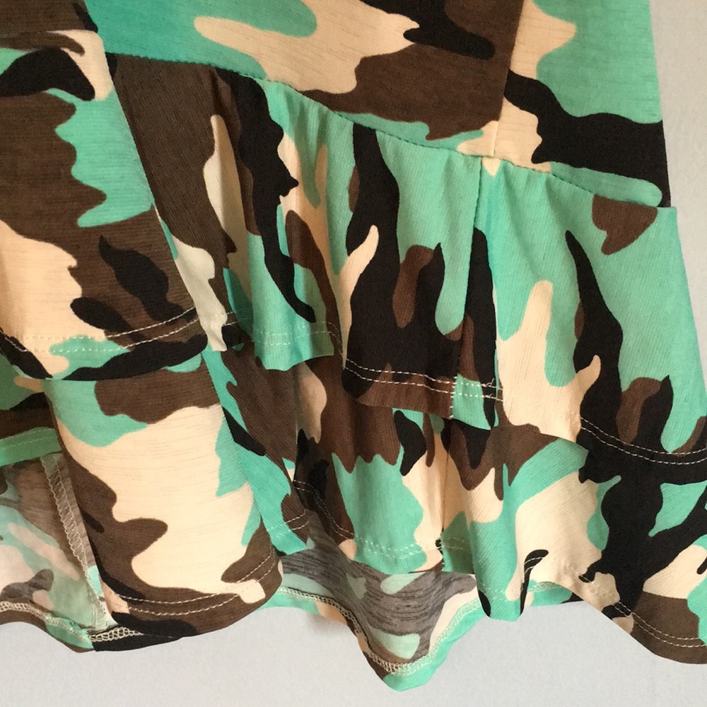 Sew In Love Hooded Tank - Picture 2 of 6